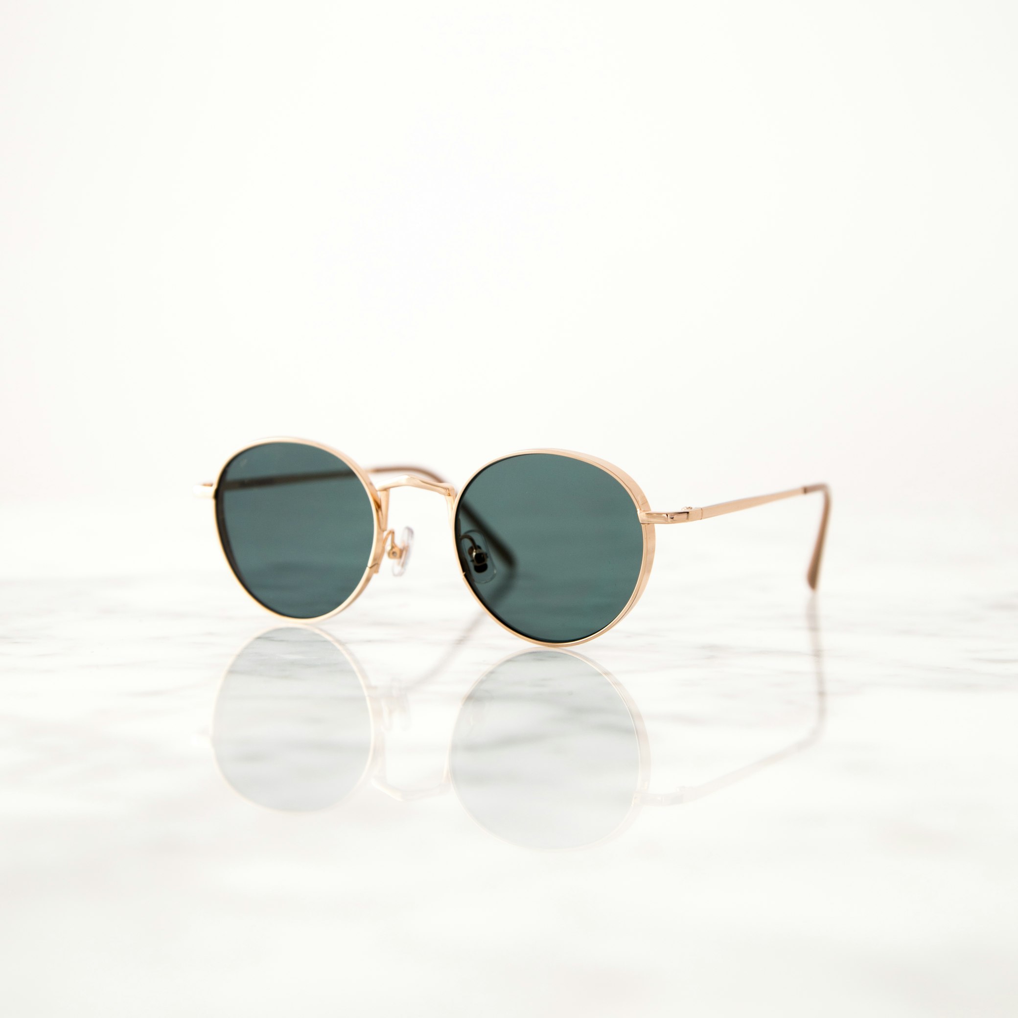 Classic Round Black Frames